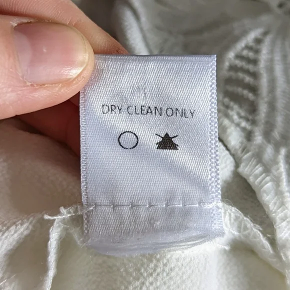 Astr Nordstrom Ivory Top with Floral Lace Bottom Size L - Picture 8 of 11